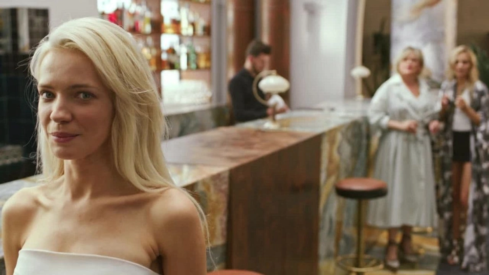 ảnh poster phim ái Bán Thân (Girls to Buy)