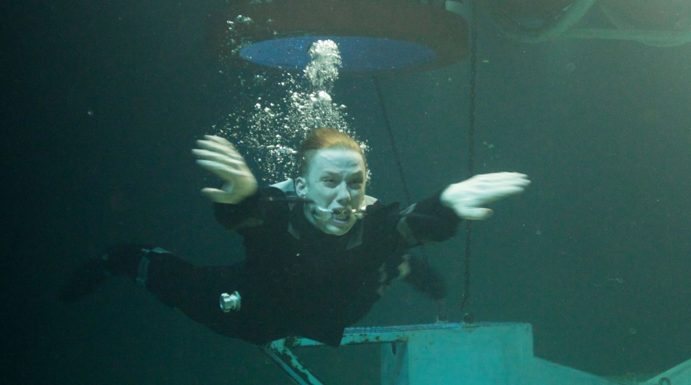 ảnh poster phim Áp Suất Biển Sâu (Pressure)