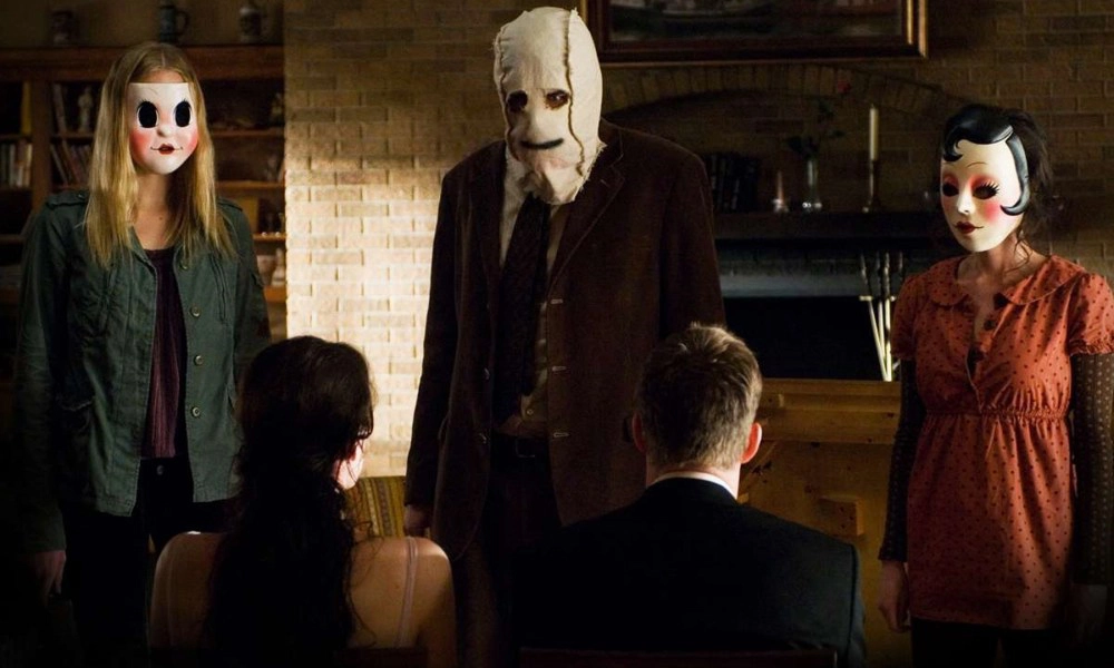 ảnh poster phim Băng Đảng Buôn Súng (Strangers)