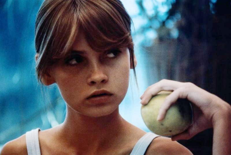 ảnh poster phim Cô bé Laura