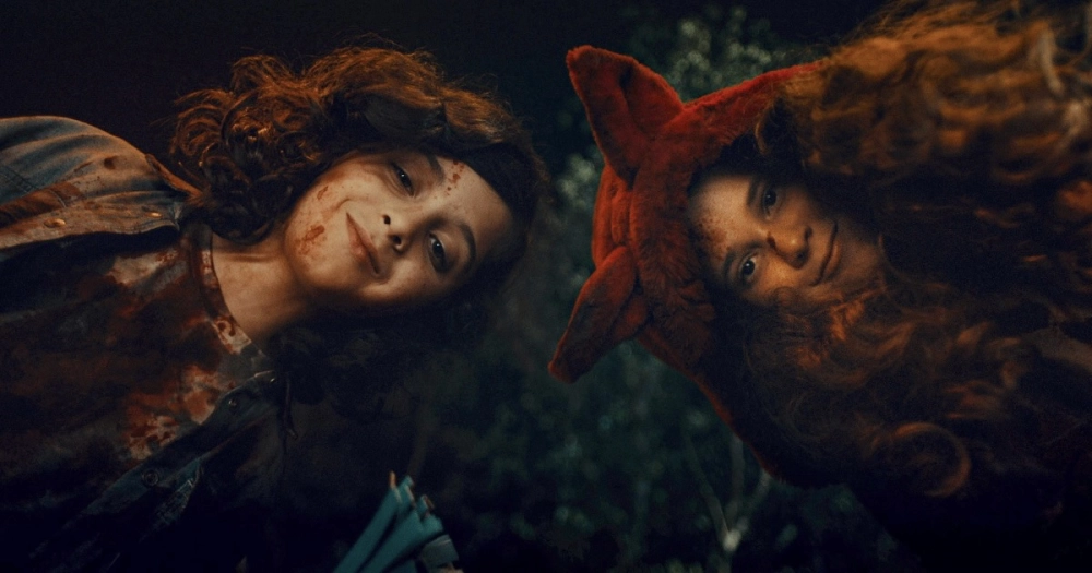 ảnh poster phim Có Điều Không Ổn Với Bọn Trẻ (Theres Something Wrong with the Children)