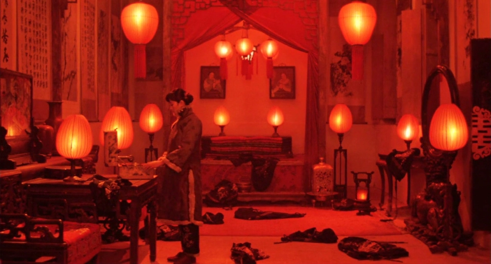 ảnh poster phim Đèn lồng đỏ treo cao (Raise the Red Lantern)