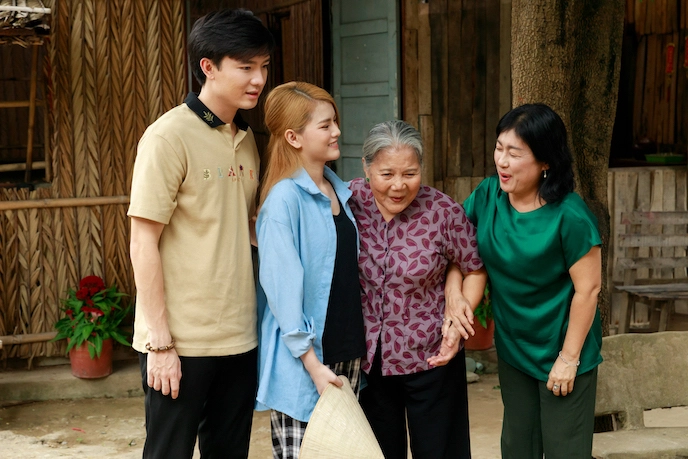 ảnh poster phim Đường Về Nhà Xa Quá 3