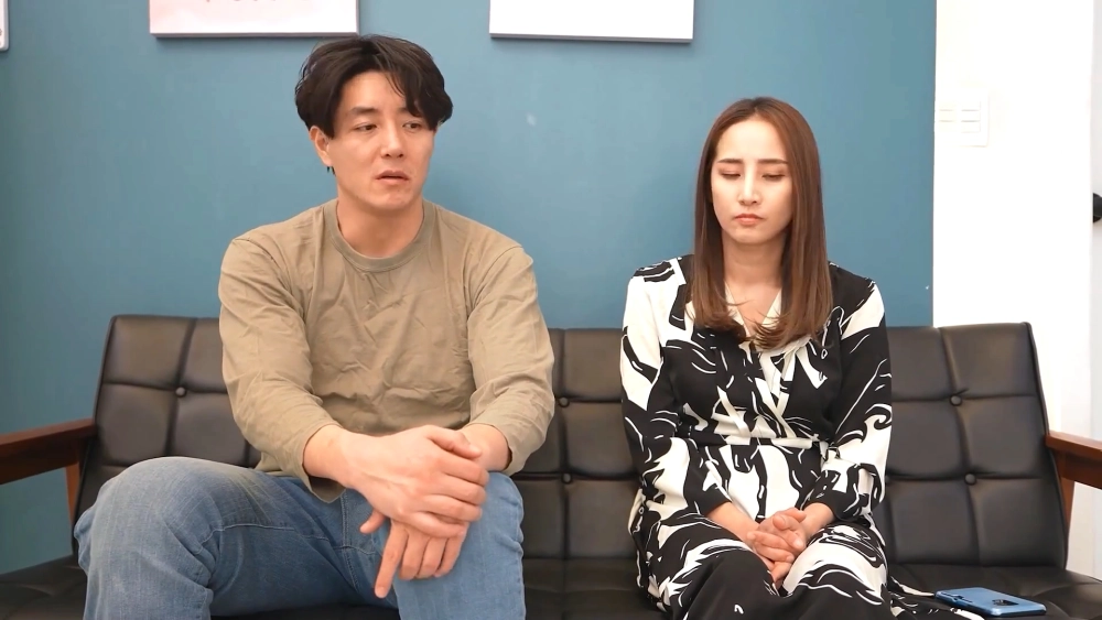 ảnh poster phim Gái có chồng rất ngon (임자있는여자가더맛있더라)