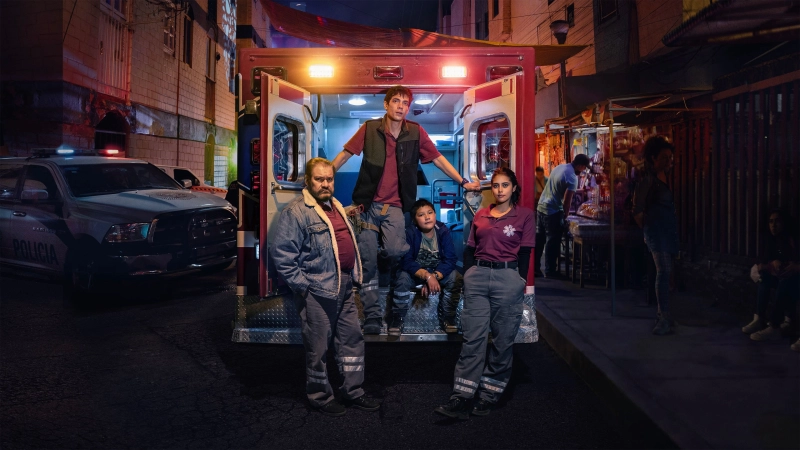 ảnh poster phim Gia Đình Sống Giữa Màn Đêm (Midnight Family)