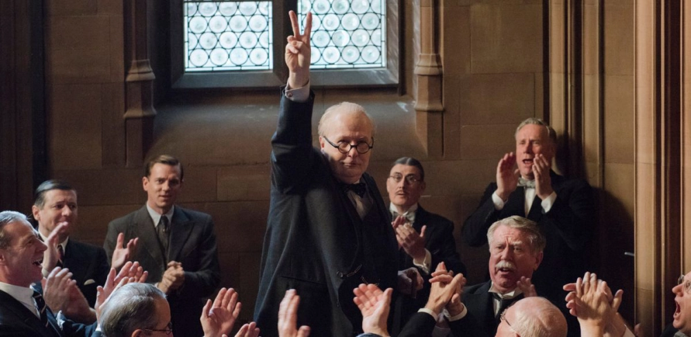 ảnh poster phim Giờ Đen Tối (The Darkest Hour)