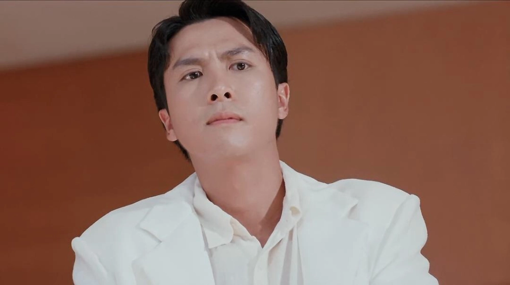 ảnh poster phim Hắc Hiệp Đại Chiến Thánh Bài (The Saint Of Gamblers)