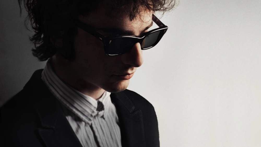 ảnh poster phim Kẻ Du Ca Vô Định (A Complete Unknown)