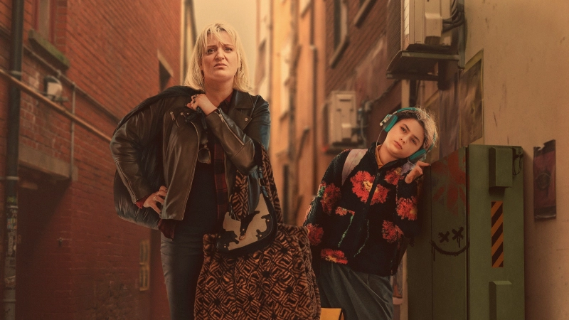 ảnh poster phim Lang Bạt (Rain Dogs)