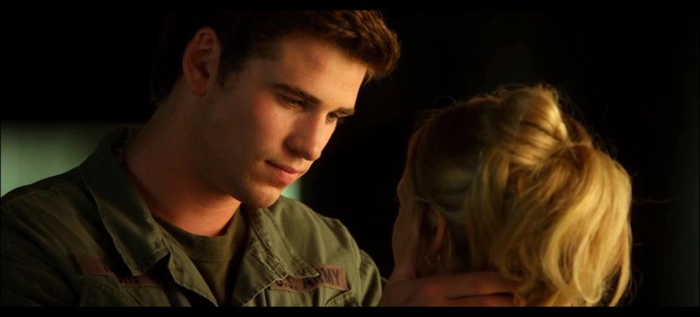 ảnh poster phim Love and Honor