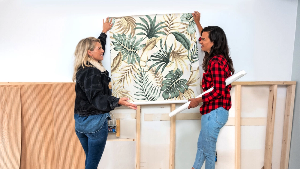 ảnh poster phim Motel lột xác (Motel Makeover)