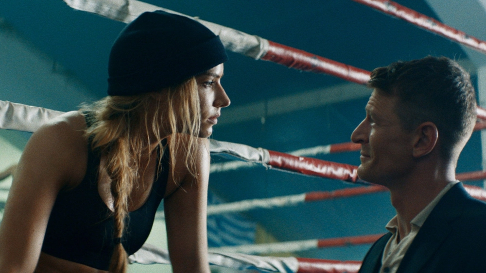 ảnh poster phim Người Đẹp Báo Thù (Duchess)