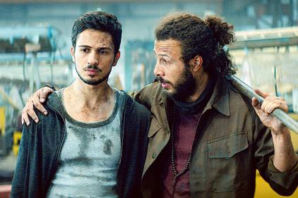 ảnh poster phim Người xứng đáng (The Worthy)