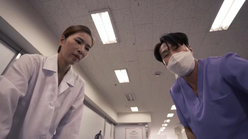 ảnh poster phim Nữ Y Tá Bệnh Viện Jalseum (여의사 : 잘세움병원 무삭제)