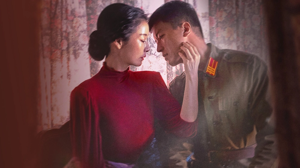 ảnh poster phim Phục Vụ Nhân Dân (Serve the People)