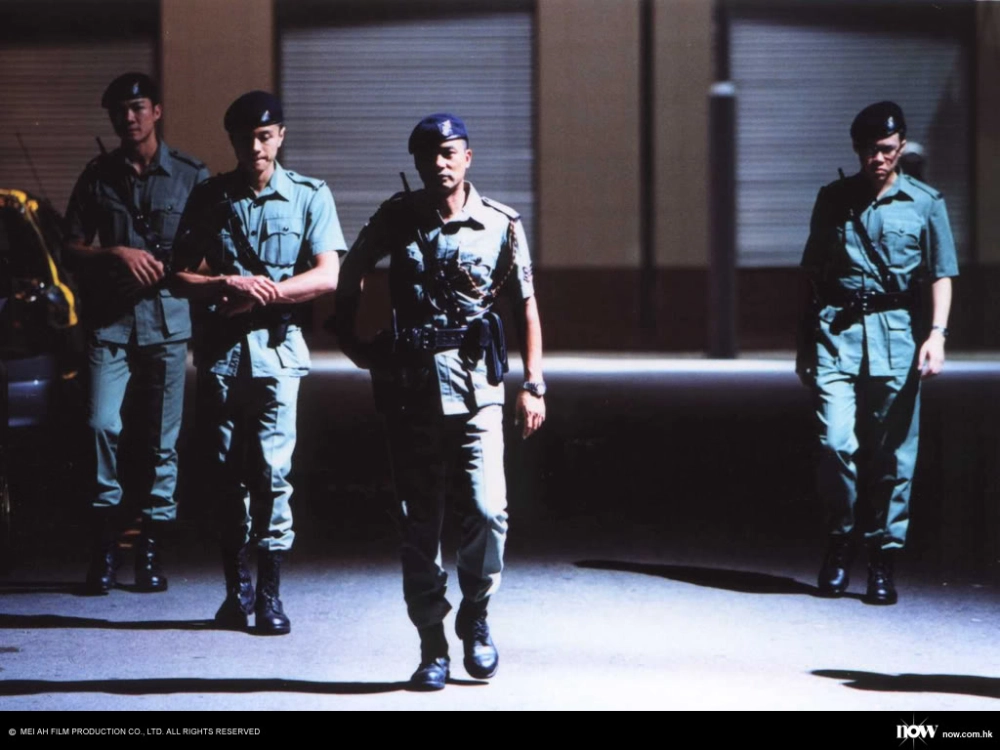 ảnh poster phim PTU