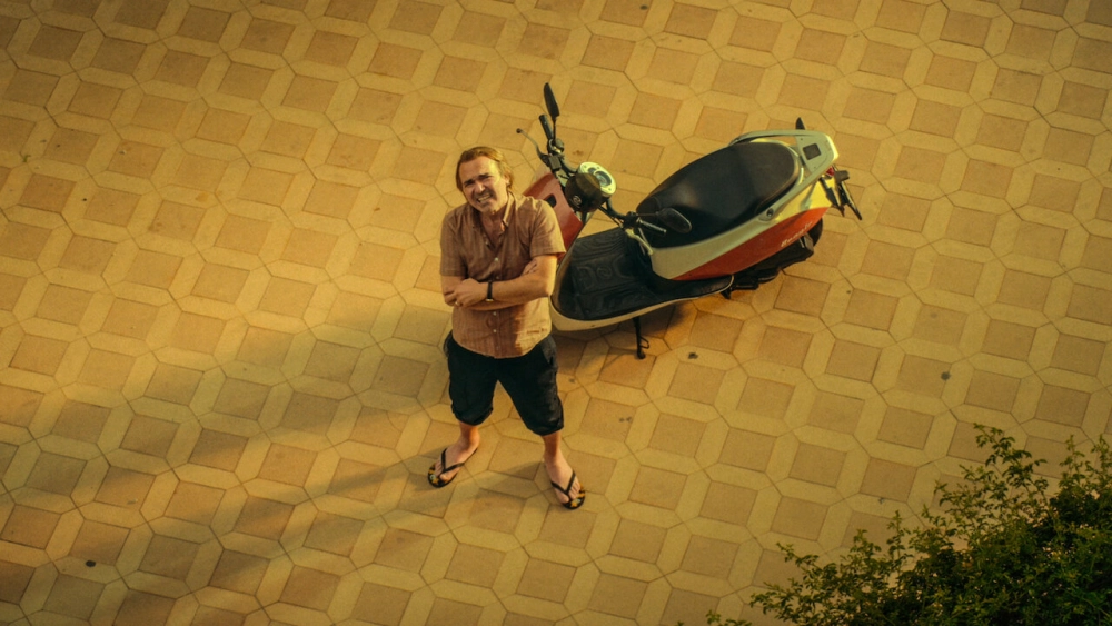 ảnh poster phim Rắc rối tuổi trung niên (Man on Pause)