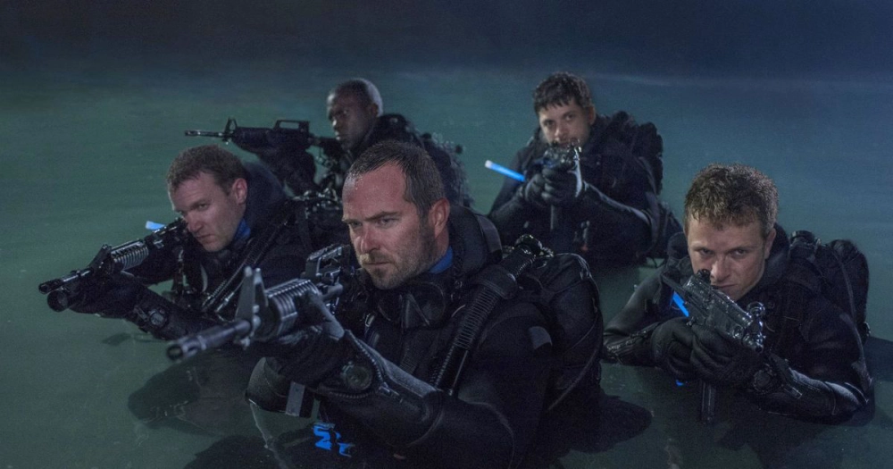 ảnh poster phim Renegades