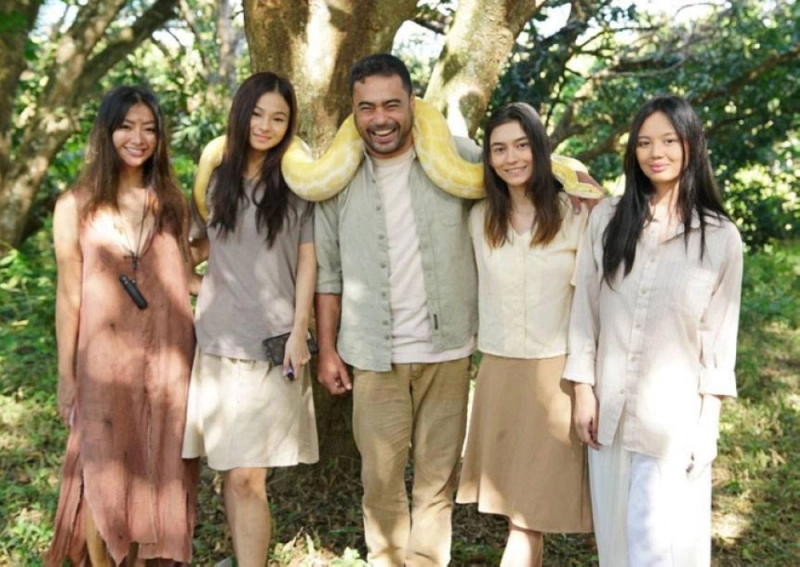 ảnh poster phim Rừng Trinh Nữ (Virgin Forest)