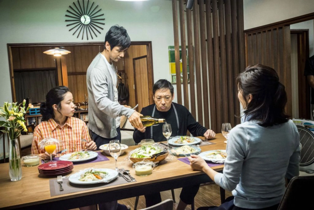 ảnh poster phim Sát Nhân Giấu Mặt (Creepy)