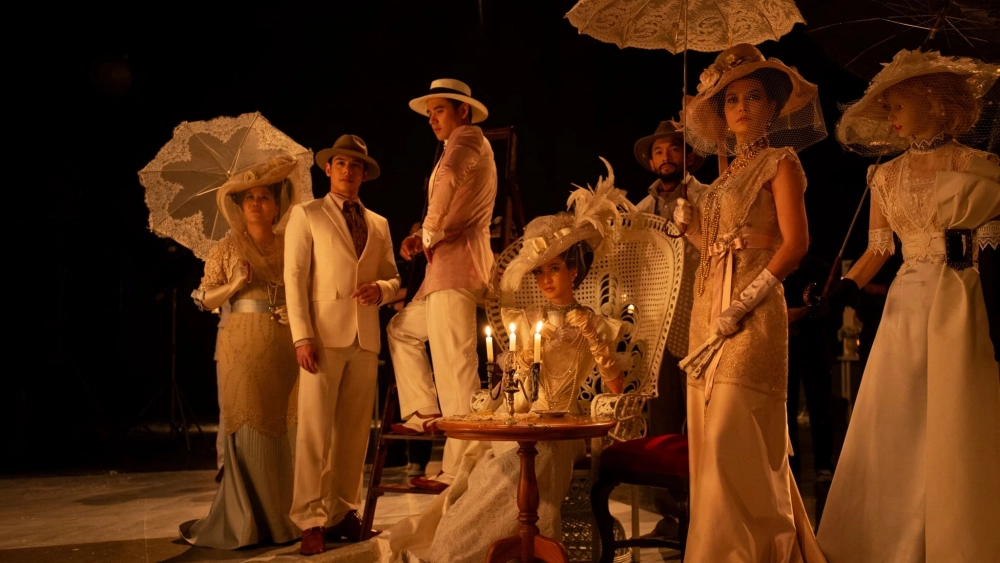 ảnh poster phim Sáu Nhân Vật (Six Characters)