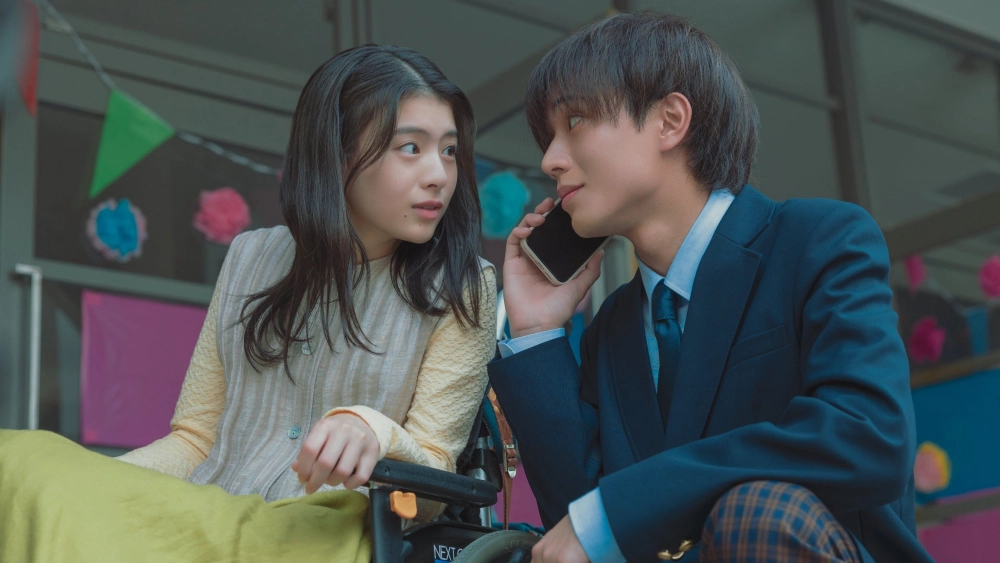 ảnh poster phim Sáu Tháng Và Một Năm (Drawing Closer)