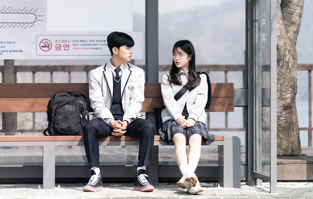 ảnh poster phim Sự Trả Thù Của Người Thứ 3 (Revenge of Others)