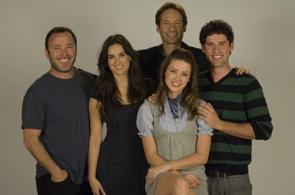 ảnh poster phim The Joneses