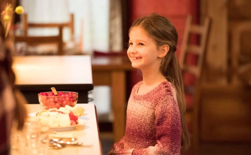 ảnh poster phim Thiên Thần Trong Tuyết (Angels in the Snow)