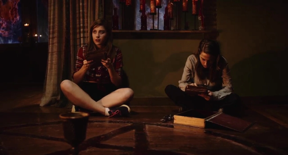 ảnh poster phim Tối Nay Cô Ấy Đến (Tonight She Comes)