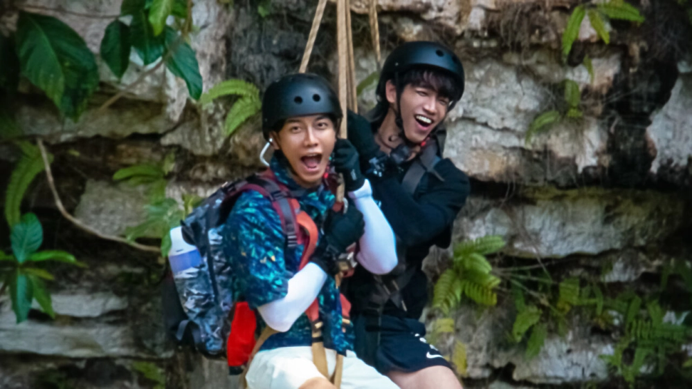 ảnh poster phim Twogether: Thần tượng gặp fan