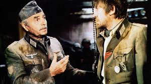 ảnh poster phim Vượt Qua Thử Thách (Cross of Iron)