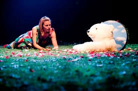 ảnh poster phim Wonderful World