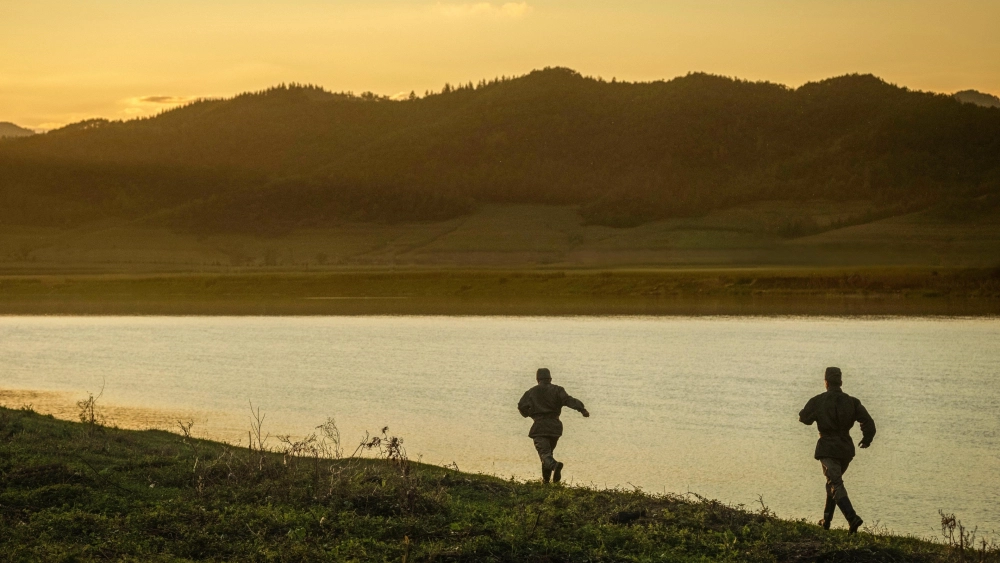 ảnh poster phim Về Đội