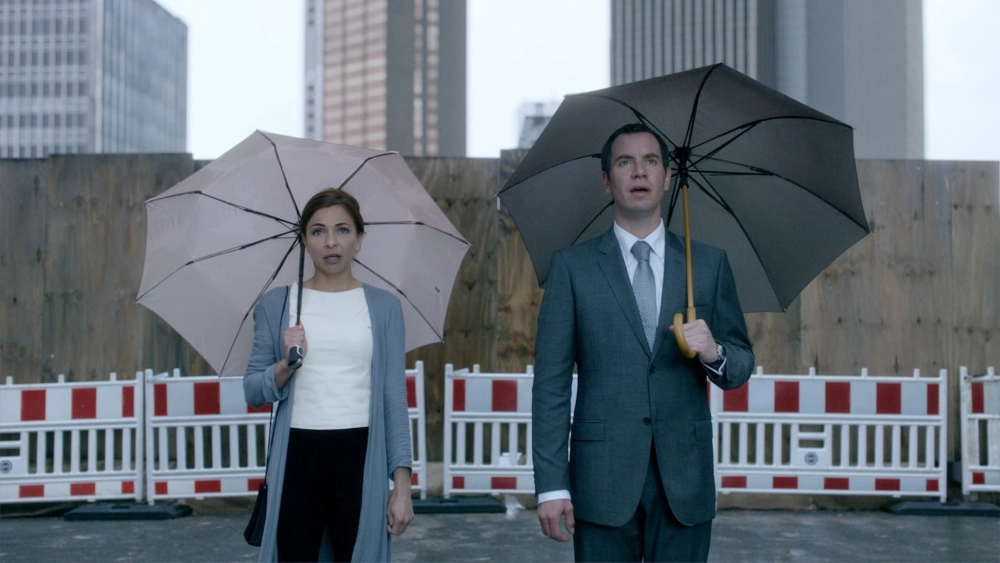 ảnh poster phim Bất ngờ