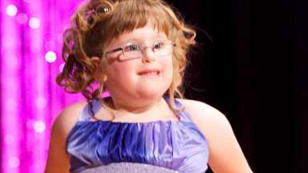 ảnh poster phim Hoa Hậu Bạn Làm Được