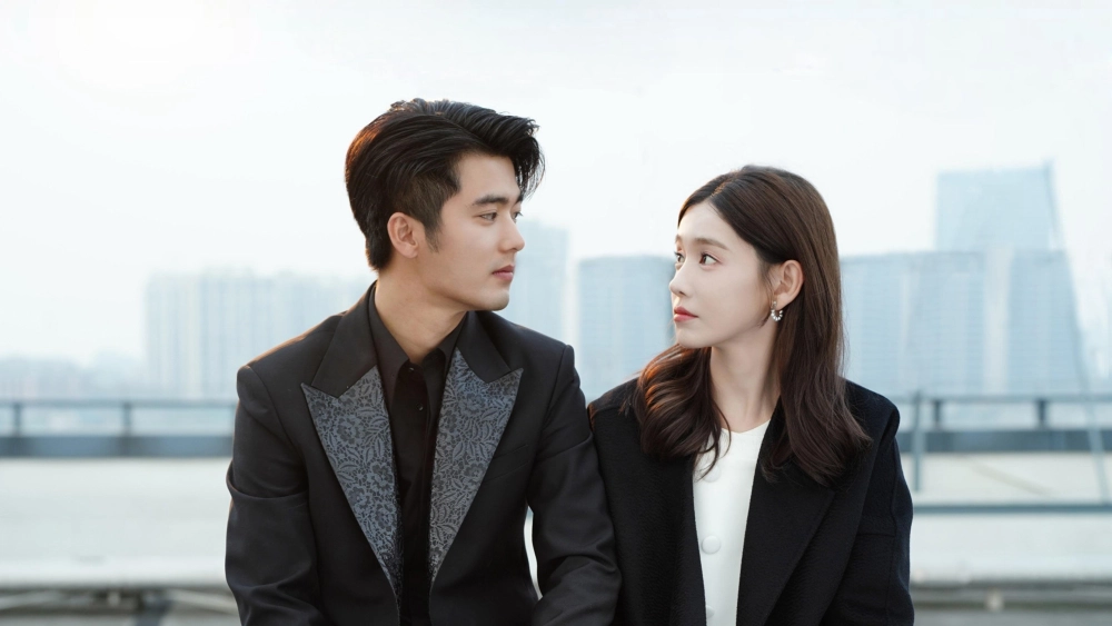 ảnh poster phim Ở Bên Em