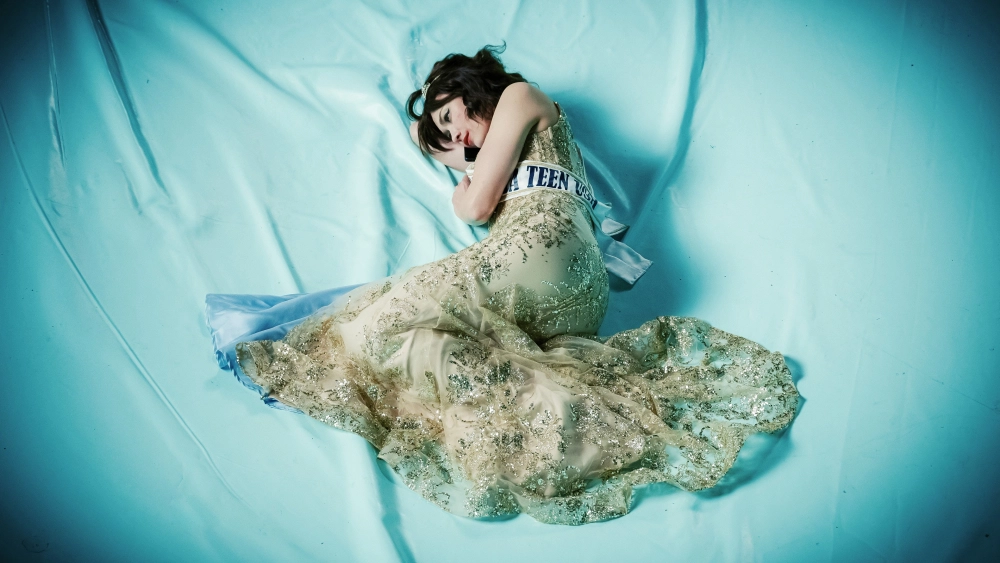 ảnh poster phim Tai Vách Mạch Dừng