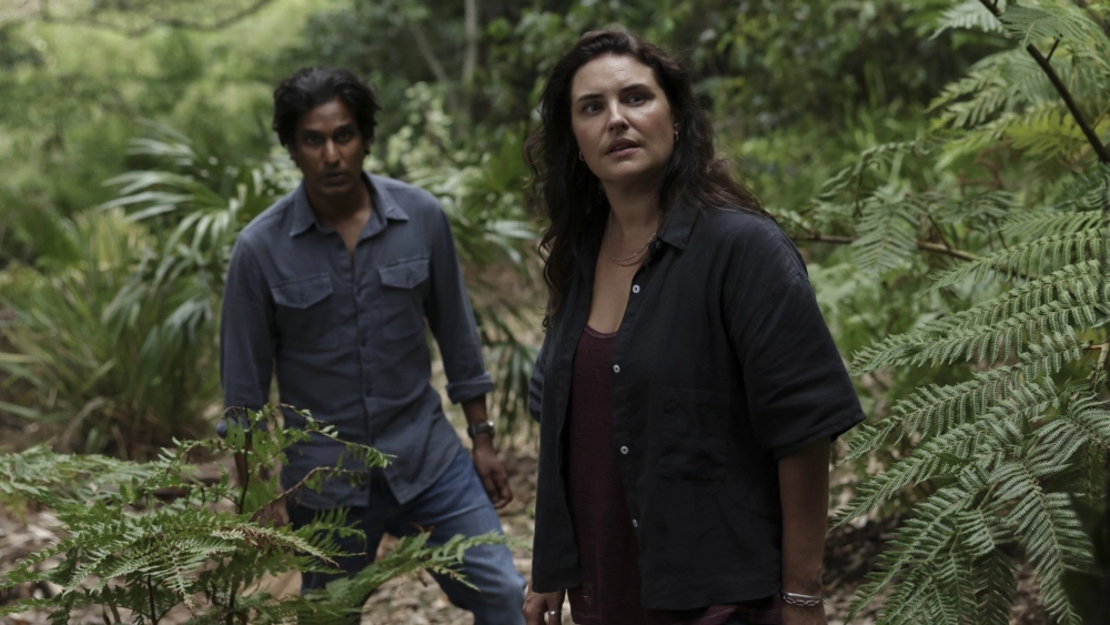 ảnh poster phim Bí Ẩn Trò Chơi Gracie Darling