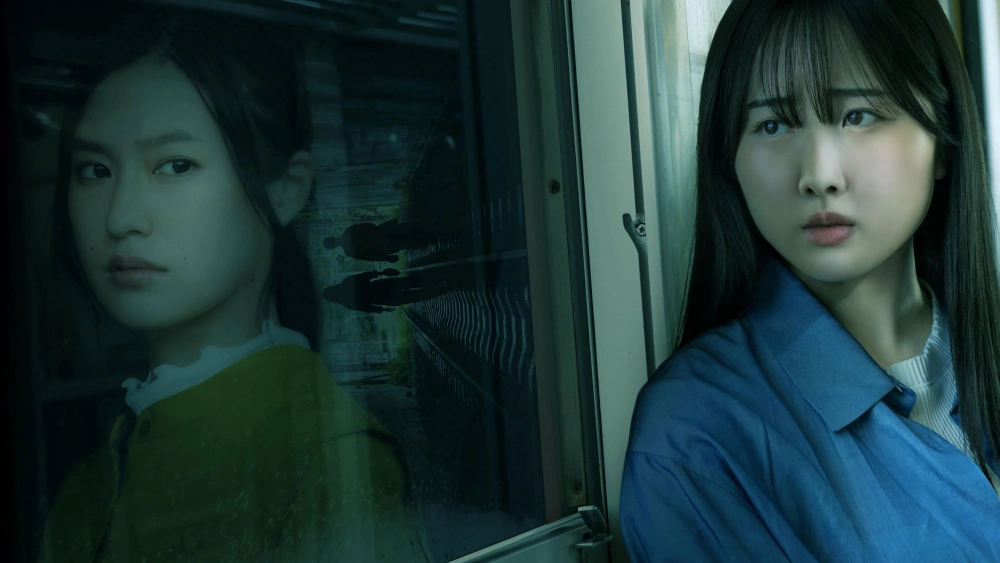 ảnh poster phim Nhà Ga Nuốt Chửng