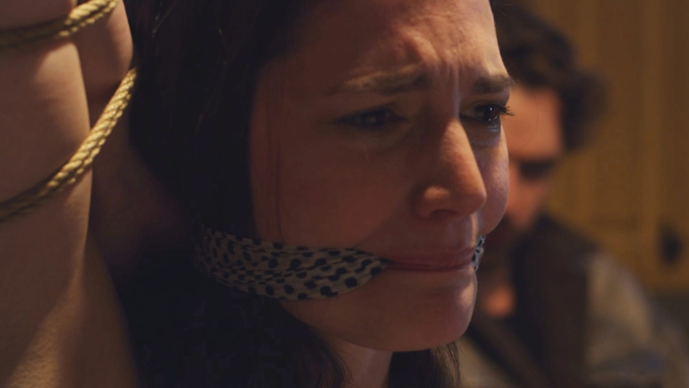 ảnh poster phim Đức Hạnh Đã Chết: Tình Yêu, Lòng Tôn Trọng, Sự Phục Tùng