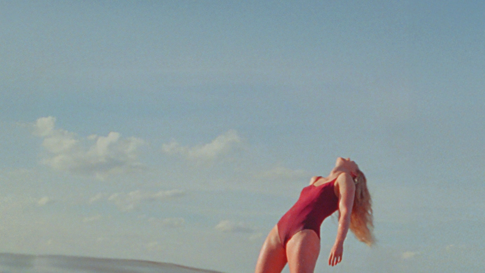 ảnh poster phim Dòng Chảy Ký Ứca